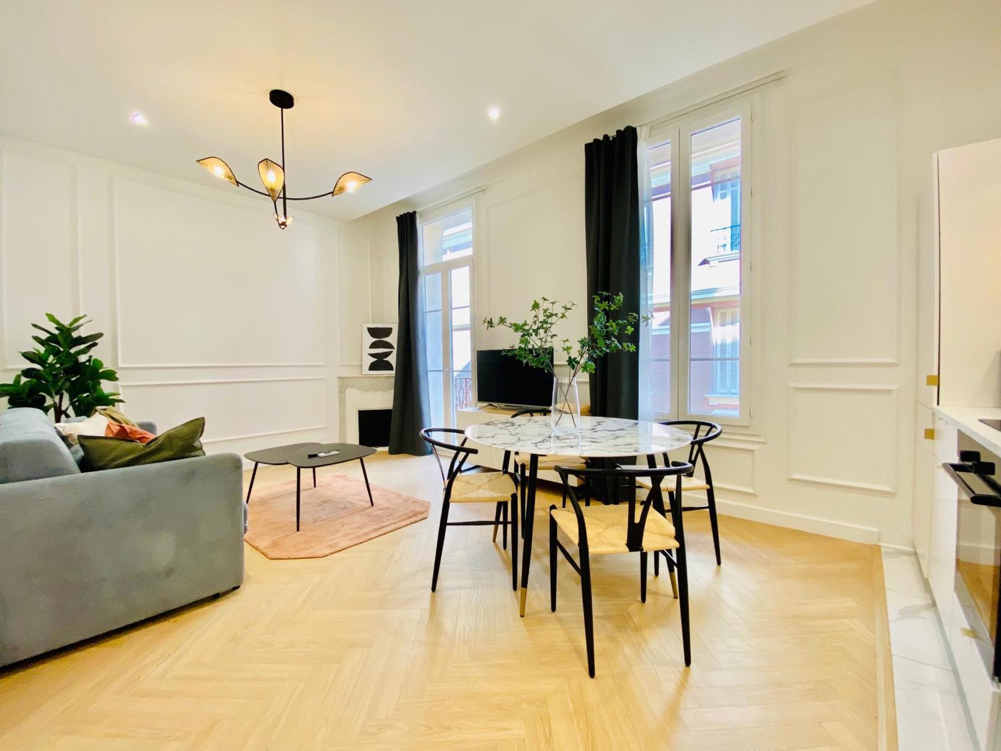 Newly Renovated Apartment With Balcony, Ac, Fiber Internet Monte Carlo Eksteriør billede